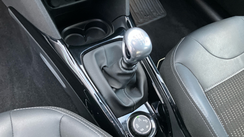 Peugeot 2008 1.2 PureTech 130 Allure 5dr Petrol Estate